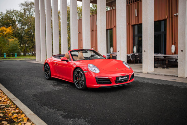 Porsche 911 Carrera 4S Cabrio