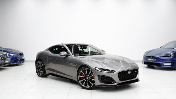 Jaguar F-Type R