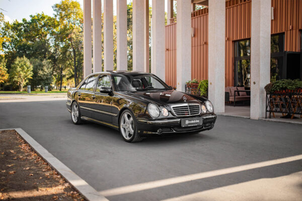 Mercedes-Benz E55 AMG W210
