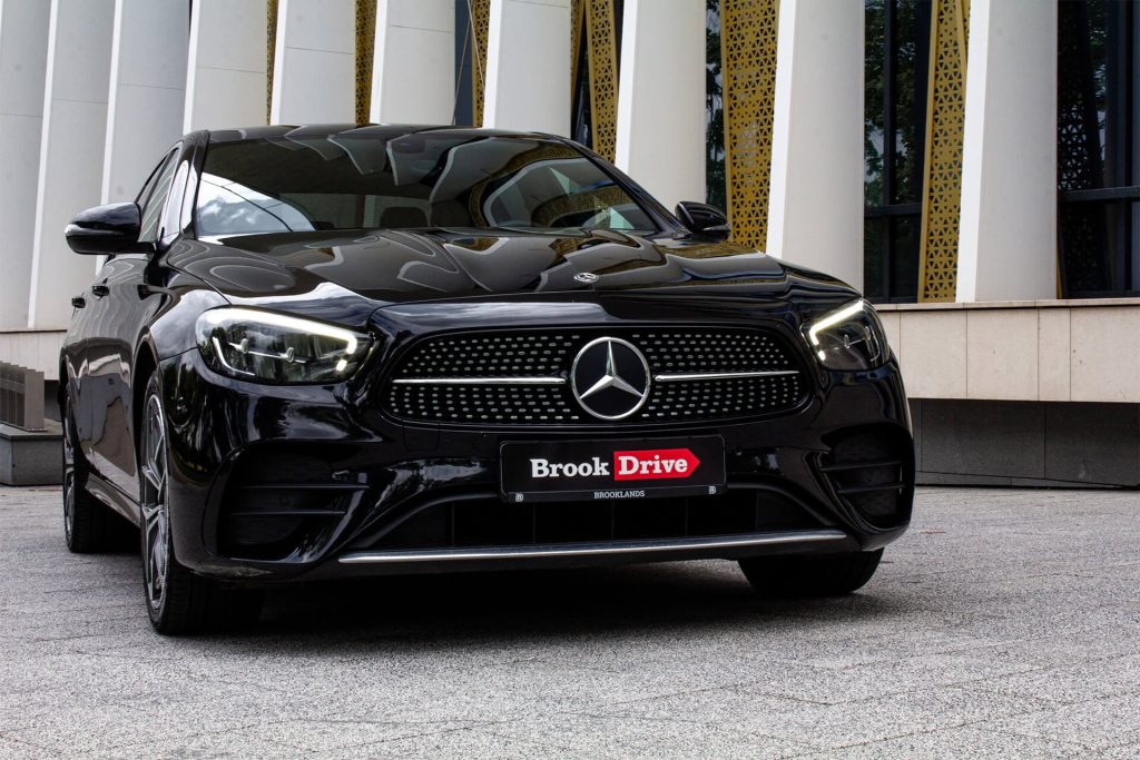 Mercedes-Benz E220d AMG