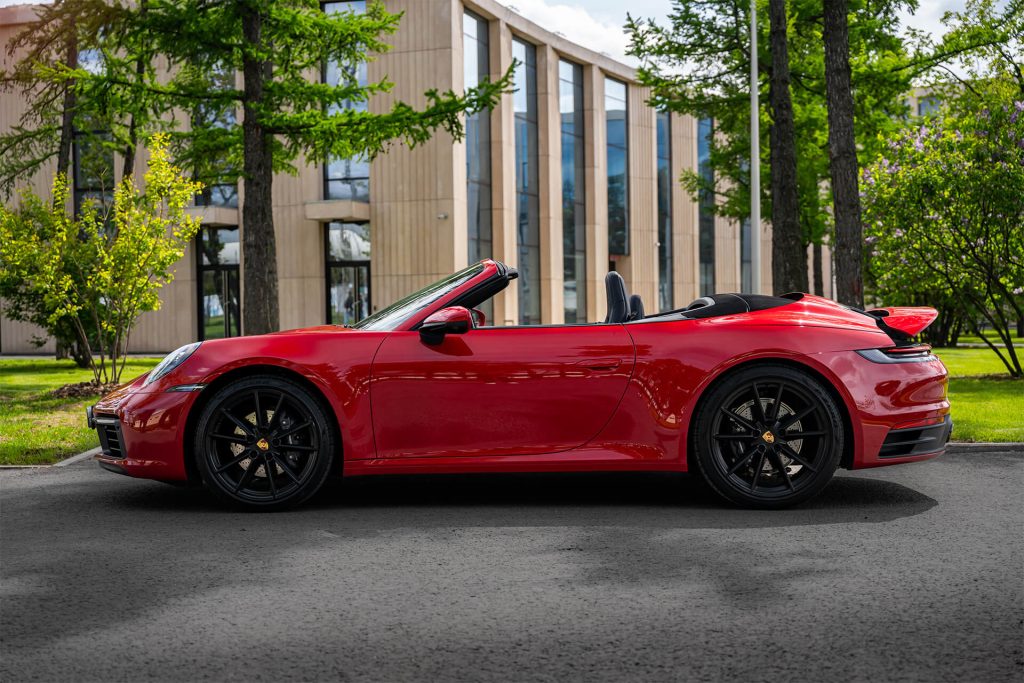 Porsche 911 Carrera Cabriolet