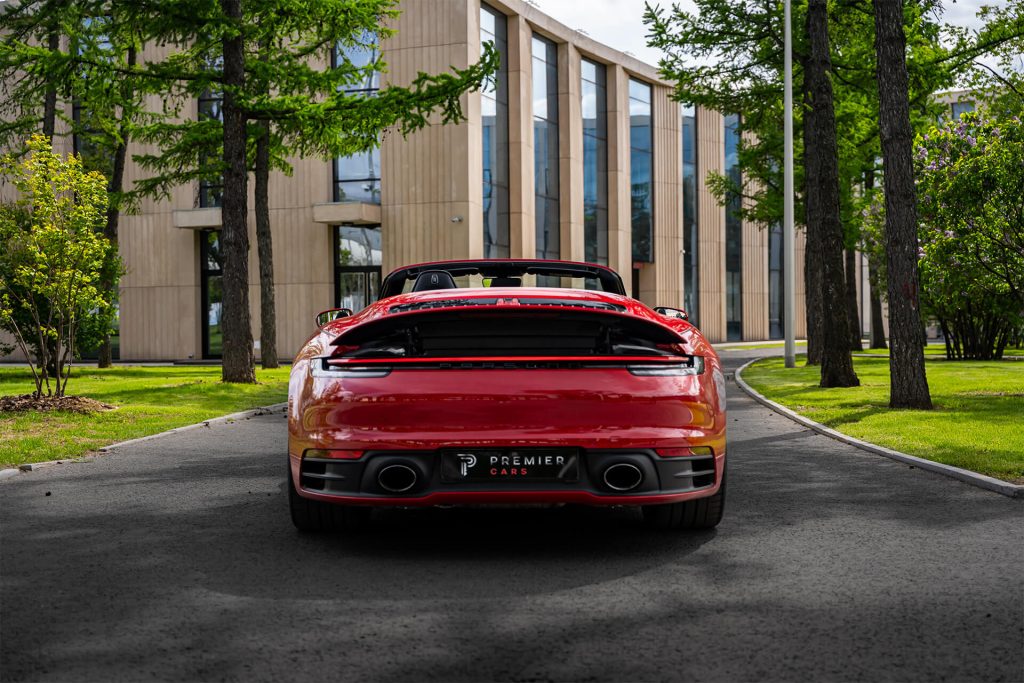 Porsche 911 Carrera Cabriolet