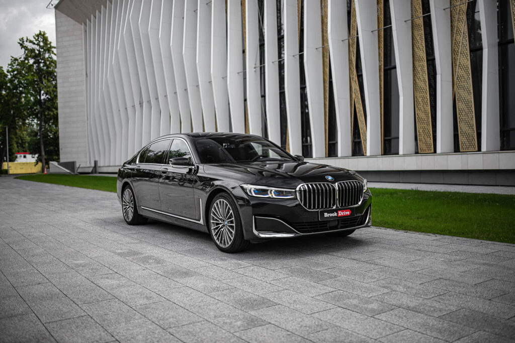 BMW 740Li