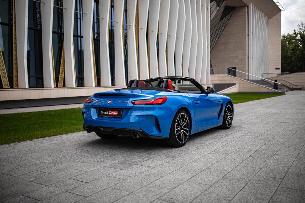 BMW Z4 Blue
