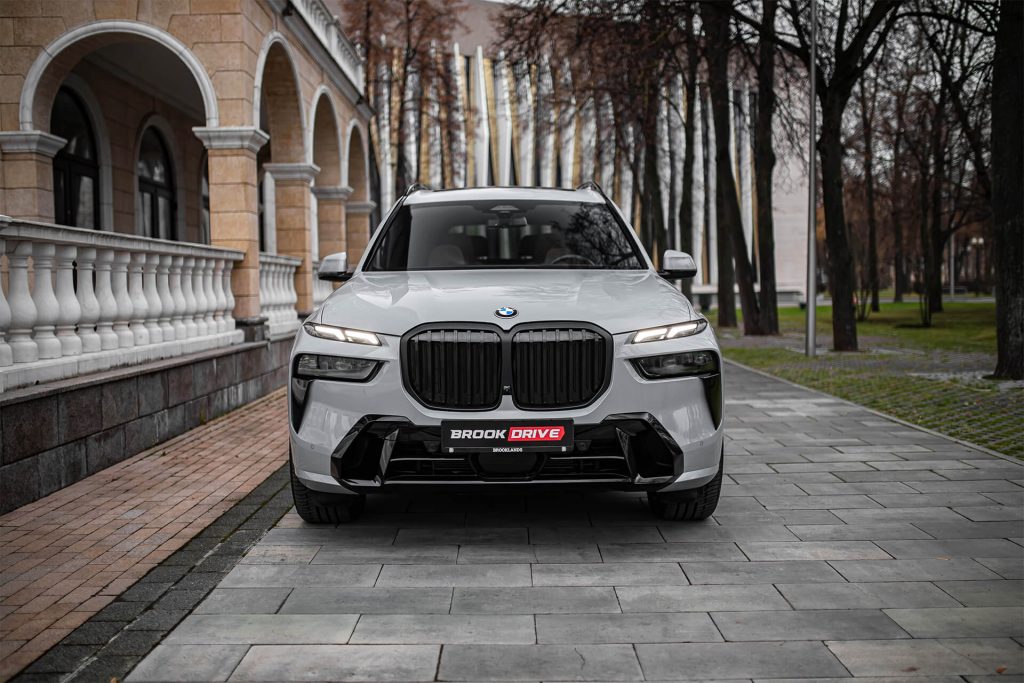 BMW X7 40i Grey