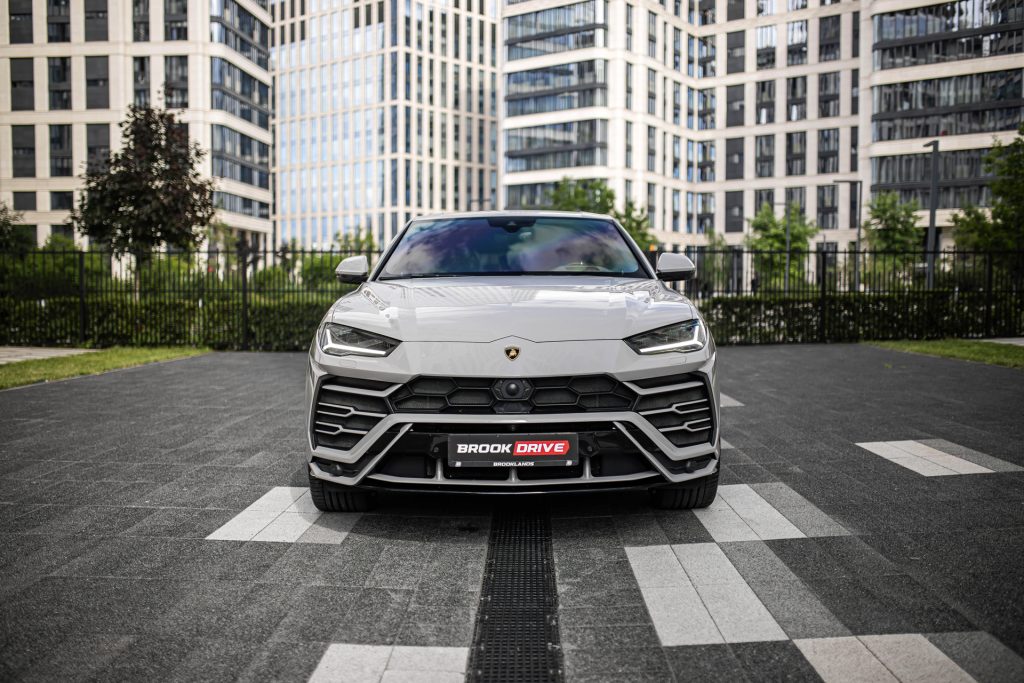 Lamborghini Urus Grey