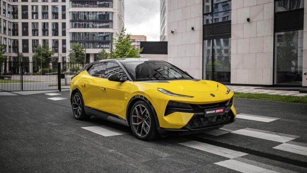Lotus Eletre R+